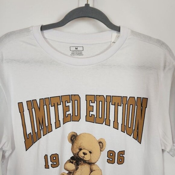 Limited Edition 1995 Bear Short Sleeve Crewneck Graphic Tee in White Size Medium - Picture 2 of 8
